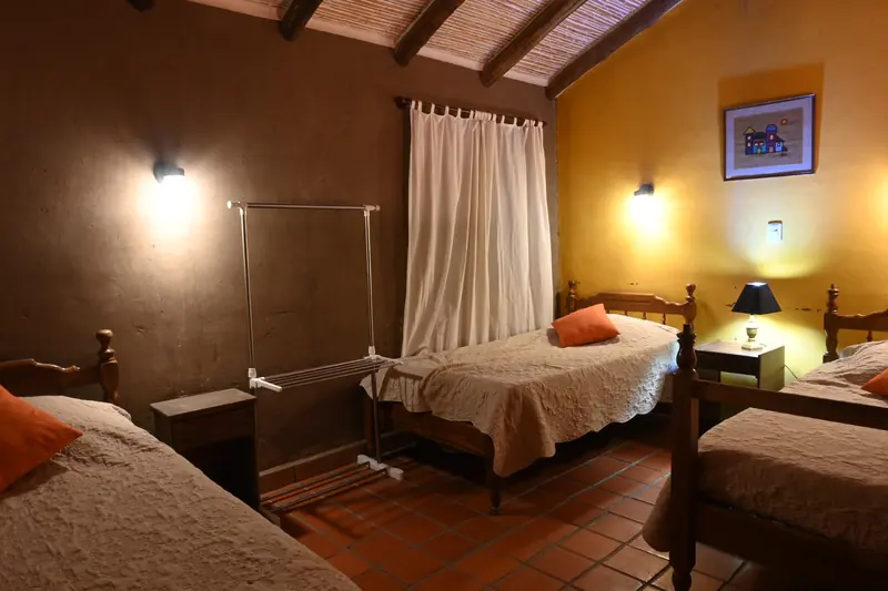 Planta alta de la Cabaña 10 con tres camas simples
